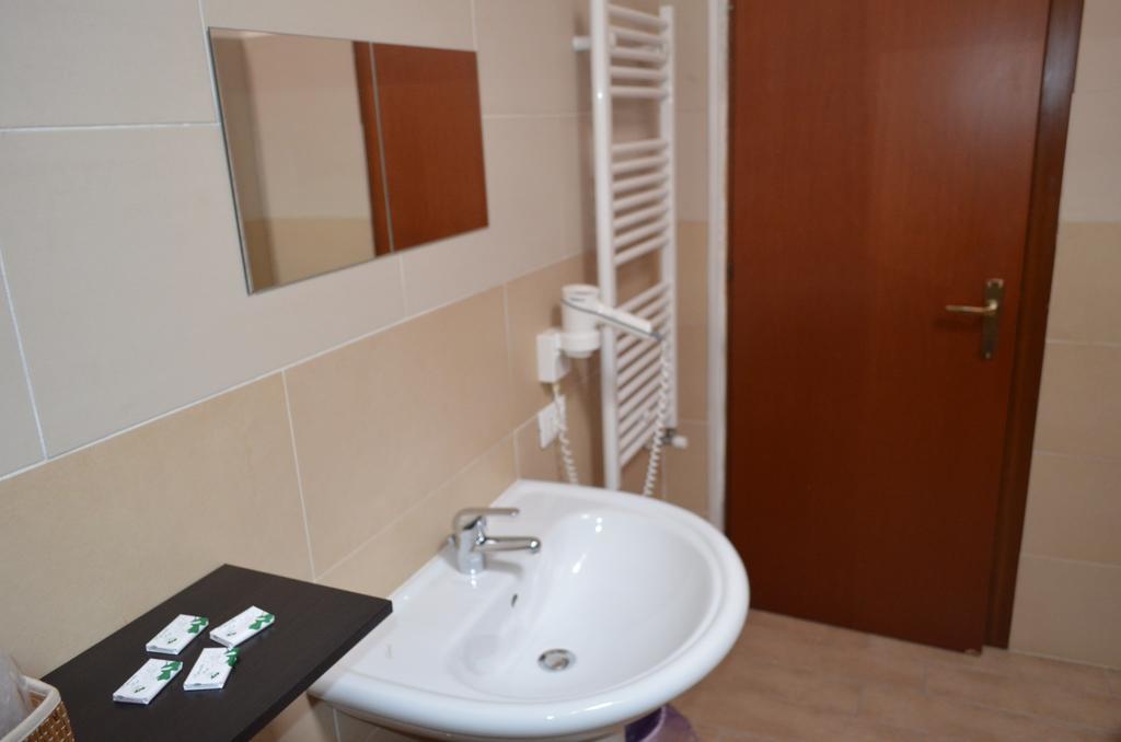 B&B Il Vicoletto LʼAquila Dış mekan fotoğraf